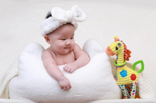 吕梁4个月宝宝发育标准 吕梁4个月宝宝发育标准